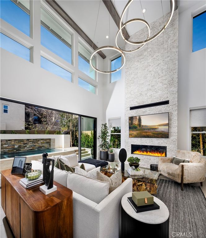 Image 4 of property listing at 109 Apron, Irvine, CA 92618