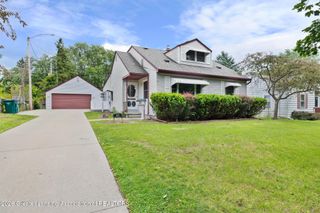 3303 S Deerfield Avenue, Lansing, MI 48911