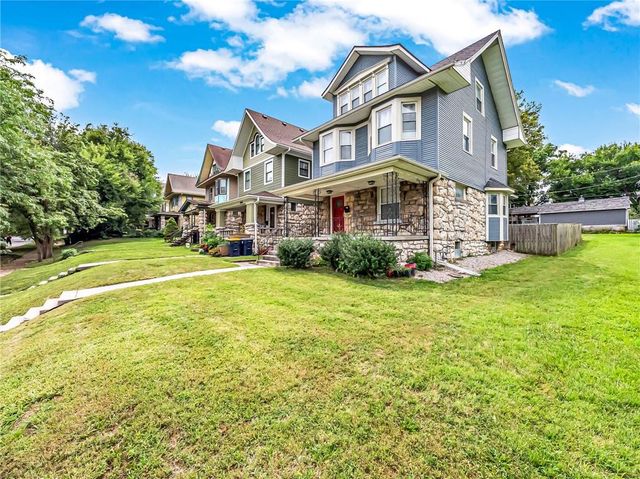 2606 CAMPBELL Street, Kansas City, MO 64108