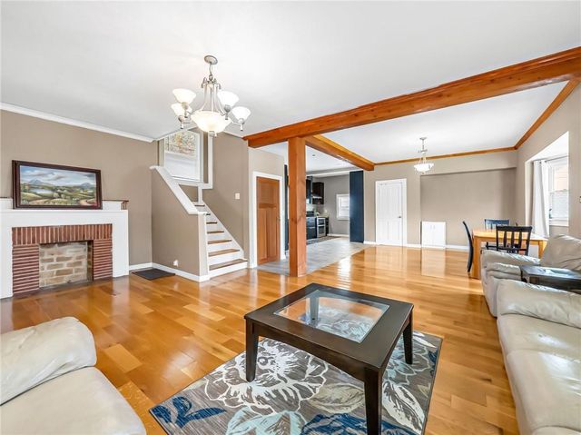2606 CAMPBELL Street, Kansas City, MO 64108