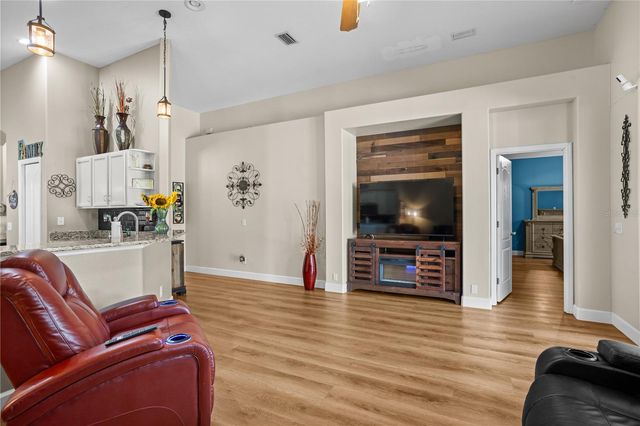 1492 MELLON WAY, Sarasota, FL 34232