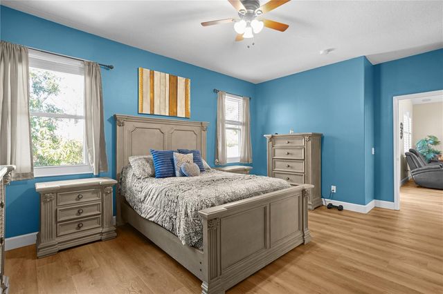 1492 MELLON WAY, Sarasota, FL 34232