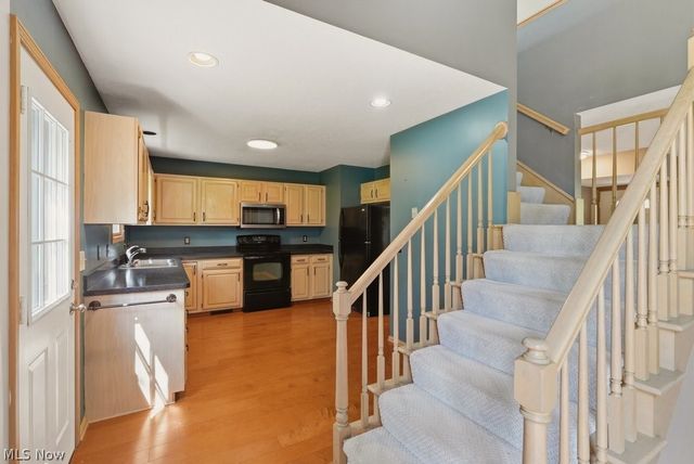 20745 Sun Meadow Trail, Strongsville, OH 44149