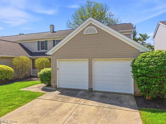 20745 Sun Meadow Trail, Strongsville, OH 44149