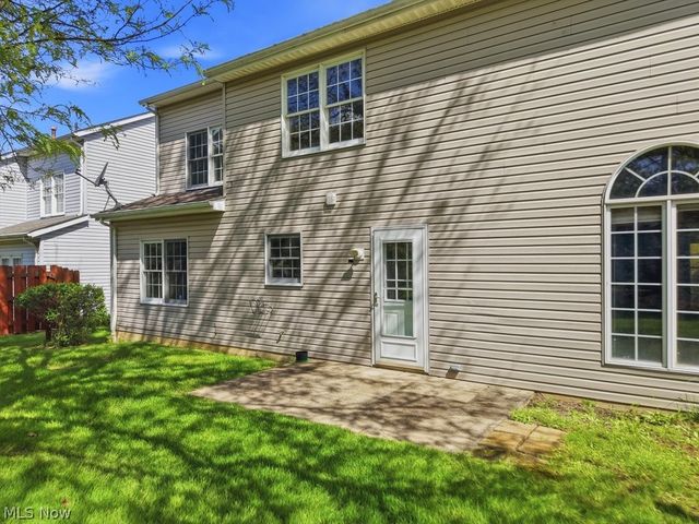 20745 Sun Meadow Trail, Strongsville, OH 44149