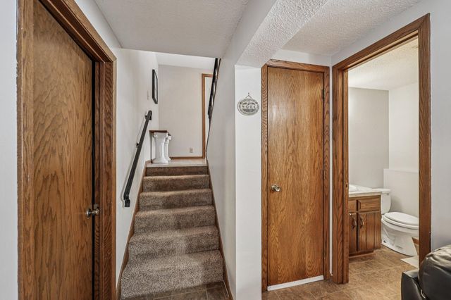 3806 Brookdale Circle N, Brooklyn Park, MN 55443