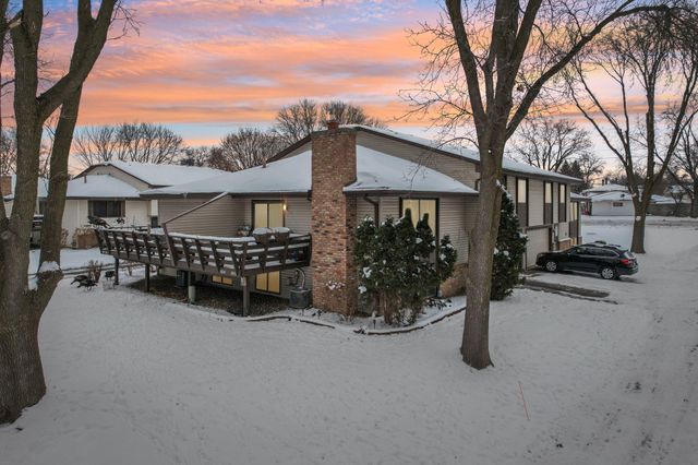 3806 Brookdale Circle N, Brooklyn Park, MN 55443