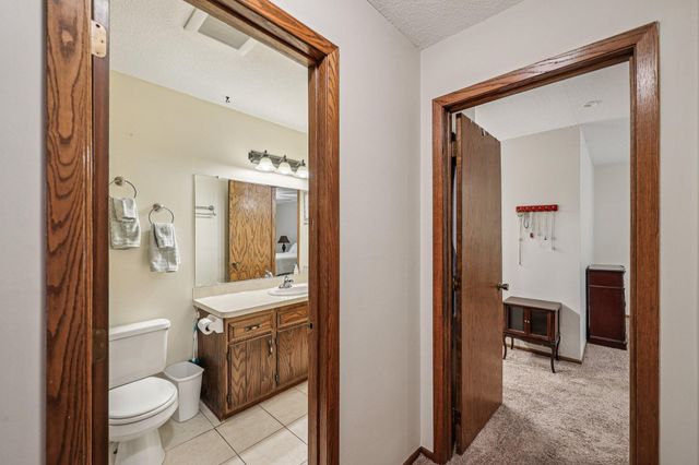 3806 Brookdale Circle N, Brooklyn Park, MN 55443