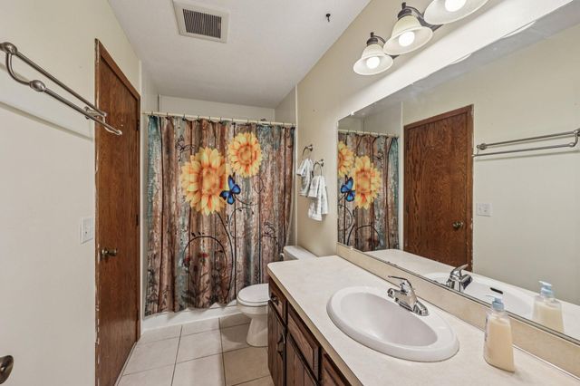 3806 Brookdale Circle N, Brooklyn Park, MN 55443