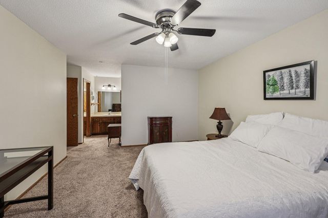 3806 Brookdale Circle N, Brooklyn Park, MN 55443