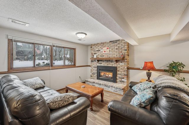 3806 Brookdale Circle N, Brooklyn Park, MN 55443