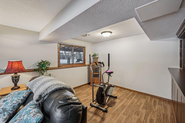 3806 Brookdale Circle N, Brooklyn Park, MN 55443