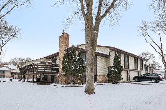 3806 Brookdale Circle N, Brooklyn Park, MN 55443