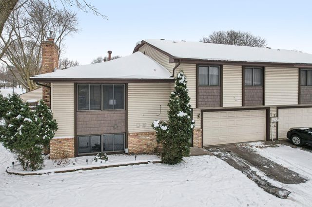 3806 Brookdale Circle N, Brooklyn Park, MN 55443