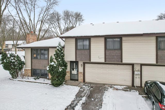 3806 Brookdale Circle N, Brooklyn Park, MN 55443