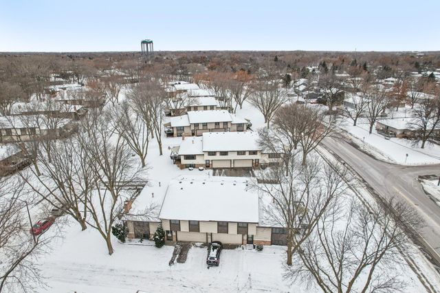 3806 Brookdale Circle N, Brooklyn Park, MN 55443