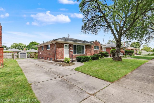 26366 ANN ARBOR Trail, Dearborn Heights, MI 48127