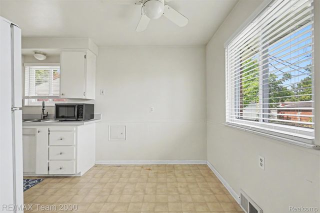 26366 ANN ARBOR Trail, Dearborn Heights, MI 48127