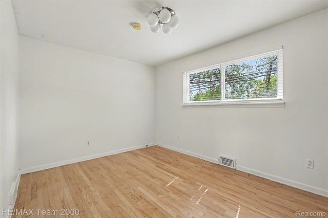 26366 ANN ARBOR Trail, Dearborn Heights, MI 48127