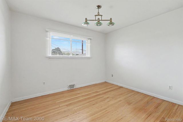 26366 ANN ARBOR Trail, Dearborn Heights, MI 48127