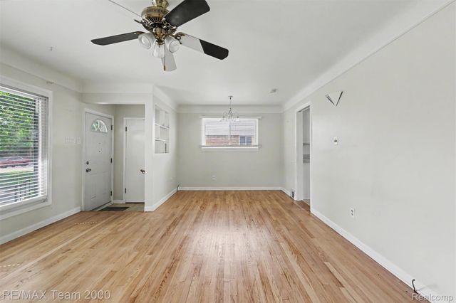 26366 ANN ARBOR Trail, Dearborn Heights, MI 48127