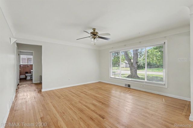 26366 ANN ARBOR Trail, Dearborn Heights, MI 48127