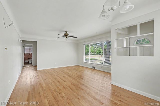 26366 ANN ARBOR Trail, Dearborn Heights, MI 48127