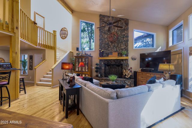 3723 CROWN DANCER Drive, Pinetop, AZ 85935