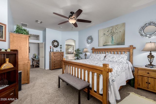 8022 W DONALD Drive, Peoria, AZ 85383