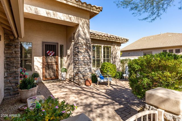 8022 W DONALD Drive, Peoria, AZ 85383