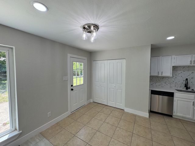 8237 Albert Street, White Settlement, TX 76108