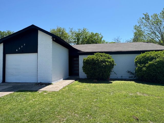 8237 Albert Street, White Settlement, TX 76108