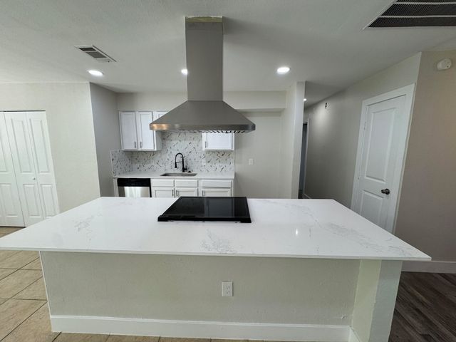 8237 Albert Street, White Settlement, TX 76108