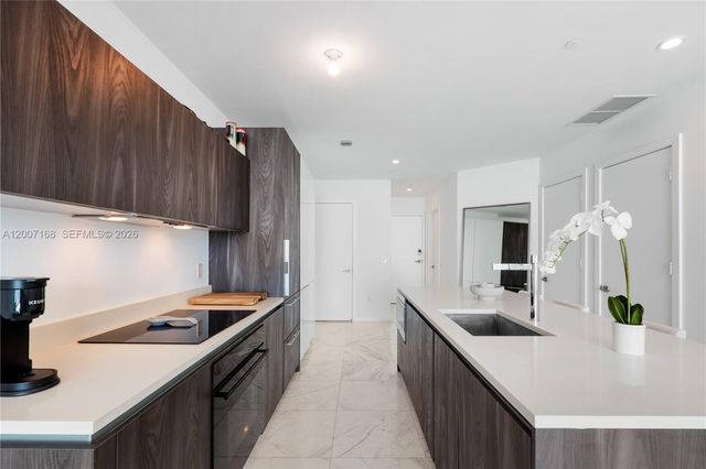 480 NE 31st St 2405, Miami, FL 33137