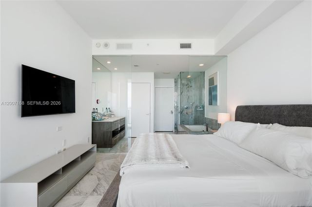 480 NE 31st St 2405, Miami, FL 33137