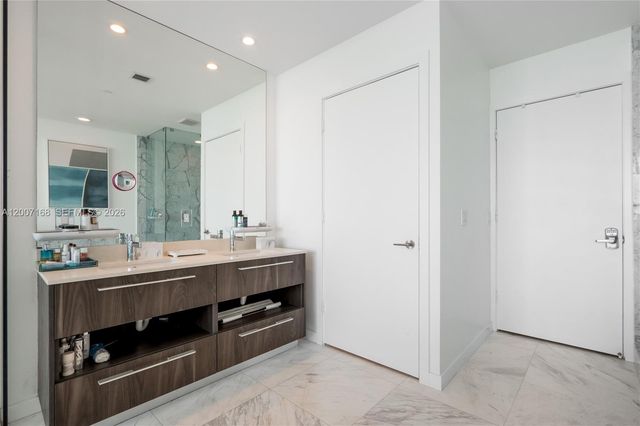 480 NE 31st St 2405, Miami, FL 33137