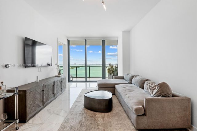 480 NE 31st St 2405, Miami, FL 33137