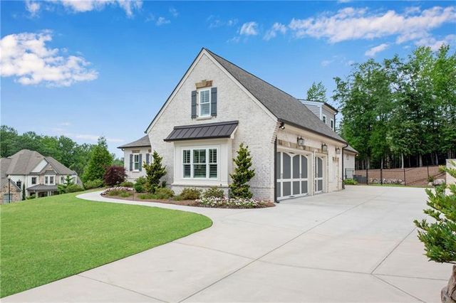 5844 Yoshino Cherry Lane, Braselton, GA 30517