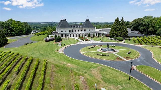 5844 Yoshino Cherry Lane, Braselton, GA 30517