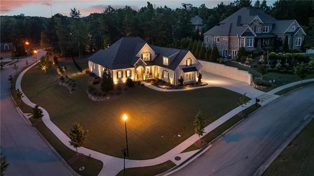 5844 Yoshino Cherry Lane, Braselton, GA 30517