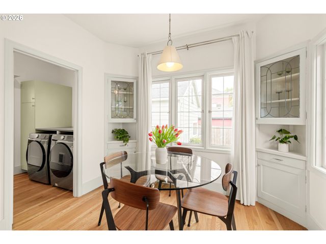 2606 Se 16TH Ave, Portland, OR 97202
