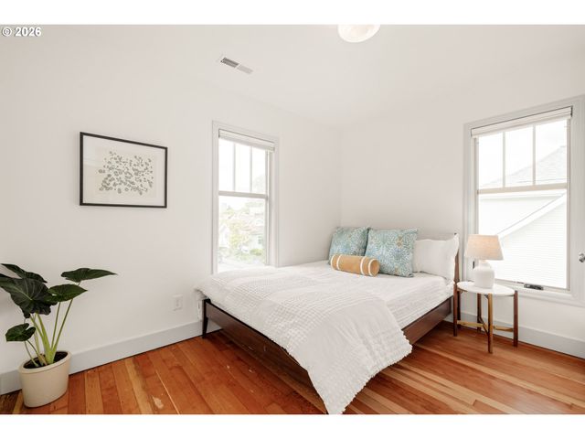 2606 Se 16TH Ave, Portland, OR 97202