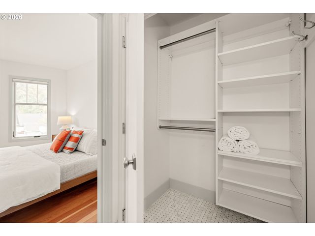 2606 Se 16TH Ave, Portland, OR 97202