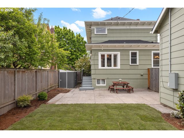 2606 Se 16TH Ave, Portland, OR 97202