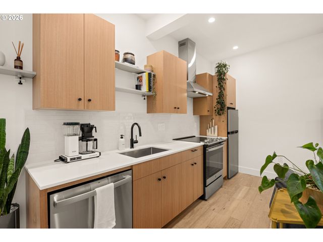 2606 Se 16TH Ave, Portland, OR 97202