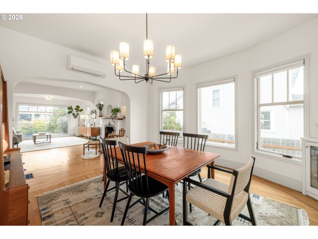 2606 Se 16TH Ave, Portland, OR 97202