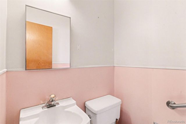 1018 S Krameria Street, Denver, CO 80224