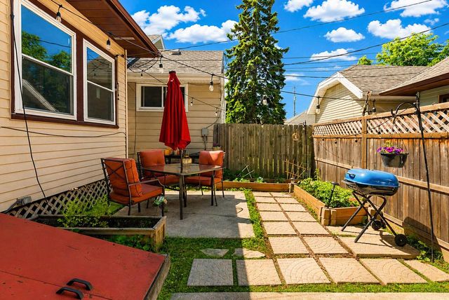 1603 S 58th STREET, West Allis, WI 53214