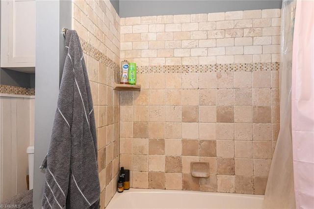 2924 Monterey Street, Greensboro, NC 27406