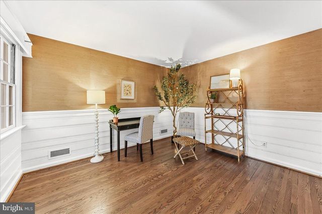 801 ESSEX RD, Wilmington, DE 19807